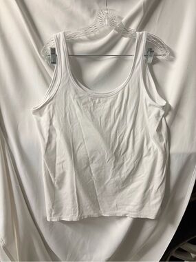Lilly Pulitzer White Scoop Neck Tank